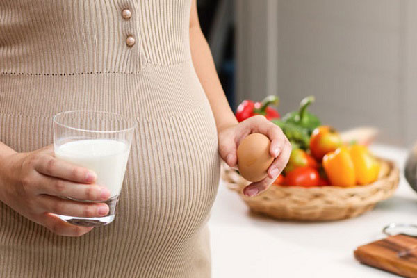 مواد غذایی مفید برای سلامت جنین