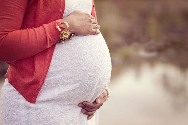 مزایای زعفران برای خانم‌های باردار 