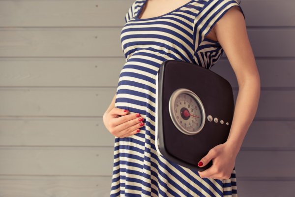 دلایل افزایش وزن ناگهانی در بارداری