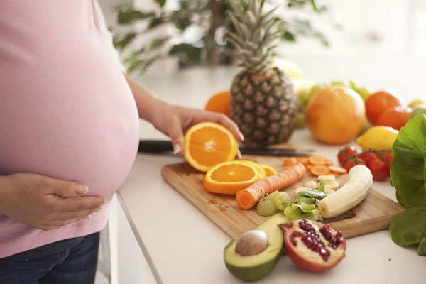 میوه‌های آهن‌دار در بارداری