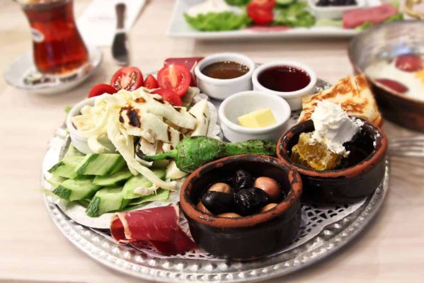 طرز تهیه صبحانه ترکیه‌ای